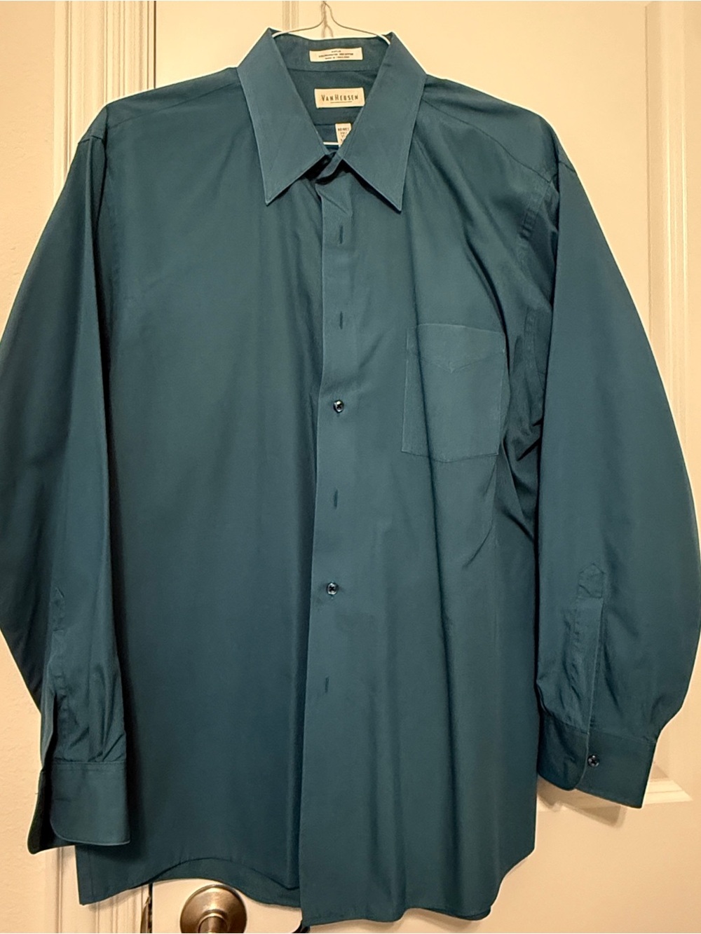 Van Heusen Wrinkle-Free Poplin Dress Shirt – Teal XL 17½ 34/35 Classic